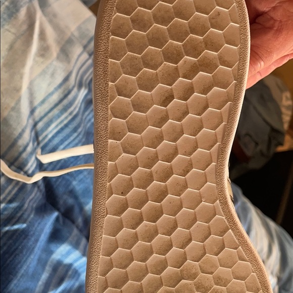 Adidas shoes - Picture 7 of 8